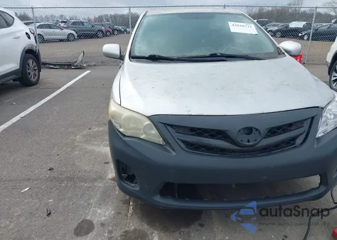 2013 Toyota Corolla Le z USA, uszkodzony, nr VIN 2T1BU4EE9DC074148